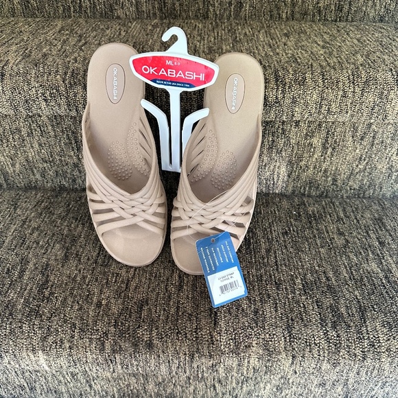 Okabashi Venice Women's Sandals Toffee color. Size ML (8-9) NWT - Picture 1 of 9